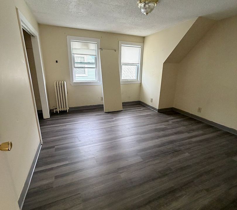 1st image of 80 Robbins St APT 5