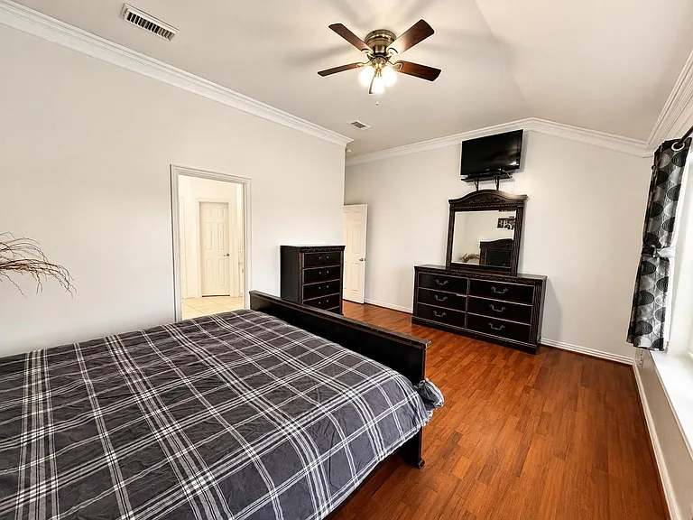 5507 Cranston Ct — Photo 16