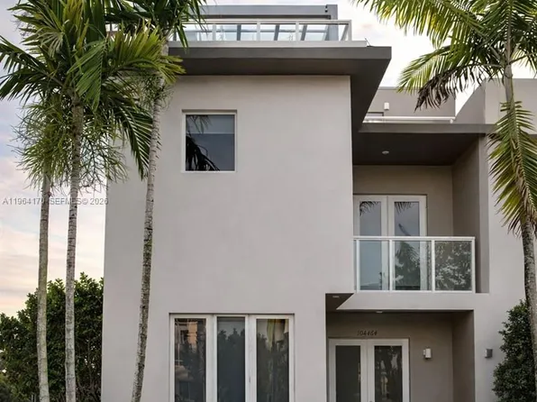 10464 NW 66th St, Doral, FL 33178
