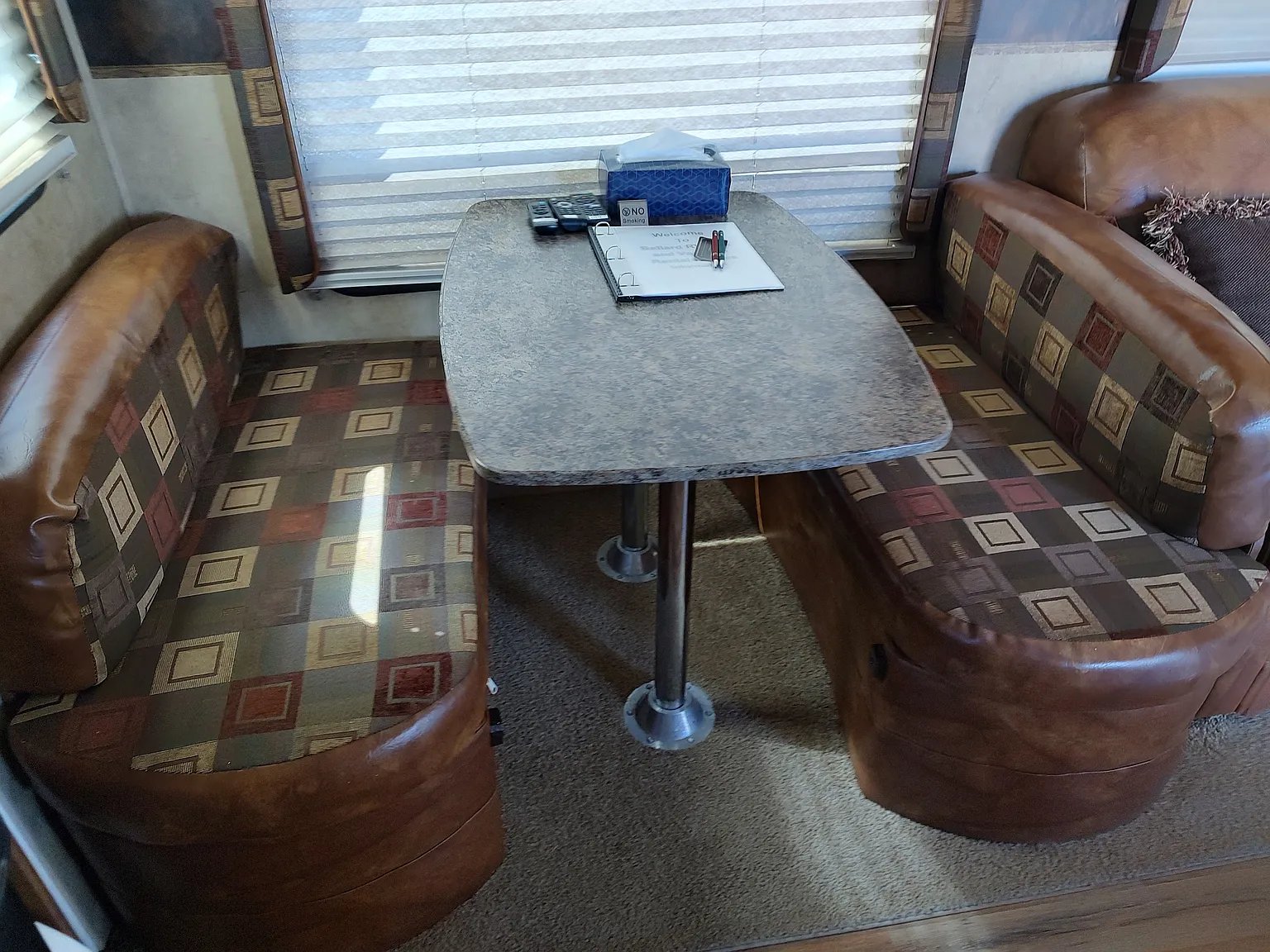 2 bed, 1.5 bath, 350 sqft, $700 — Photo 4