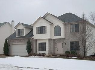 13641 Burlwood Dr, Strongsville, OH 44136