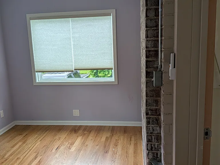 Side room with laundry