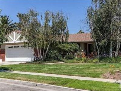 229 S Henrietta Ave, Thousand Oaks, CA, 91320
