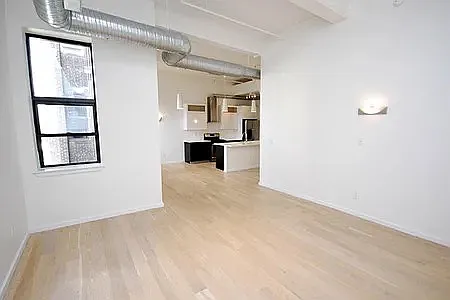 726-28 Market St Photo 1