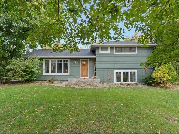 228 Terrace Dr SW, Willmar, MN 56201