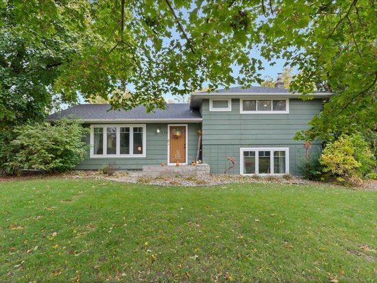 228 Terrace Dr SW, Willmar, MN 56201
