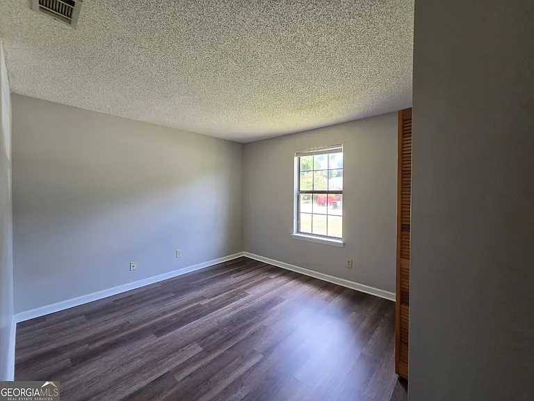425 Admirals Walk Dr — Photo 17