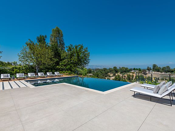 4th image of 5757 Hoback Glen Rd