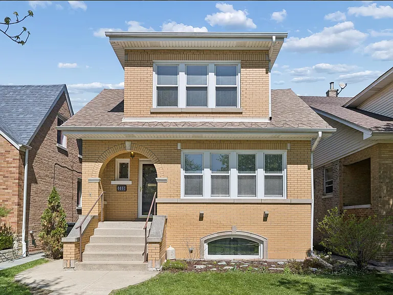 6037 N Menard Ave #2 — Photo 1