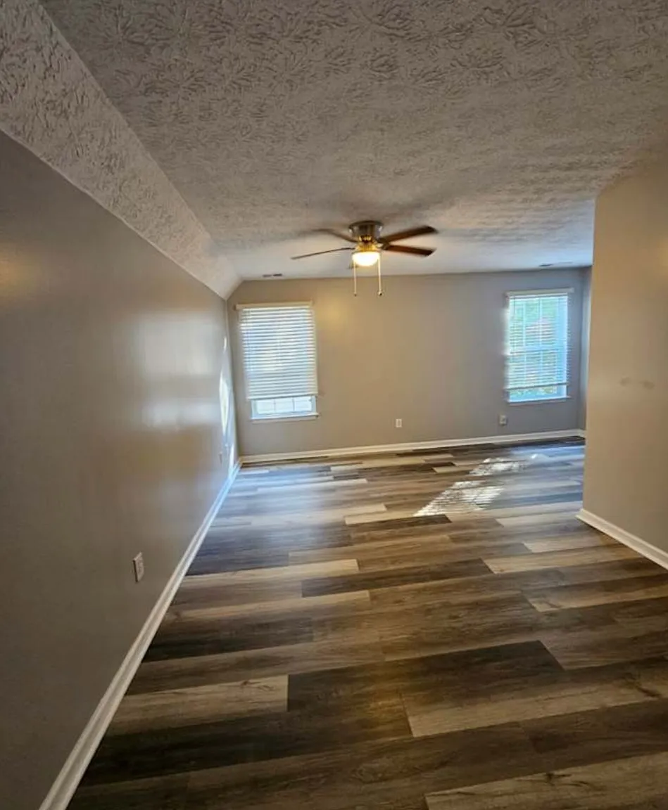 7124 Springchase Way — Photo 3