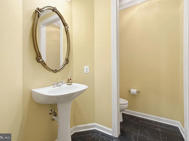 14140 Seneca Rd — Photo 26