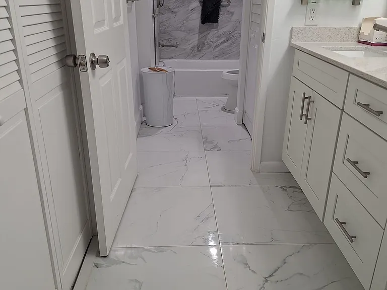 9156 Collins Ave #210 — Photo 4