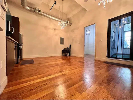 Rented by ERNY LLC | media 1