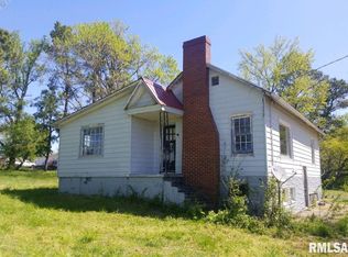 965 College Rd, Eldorado, IL 62930