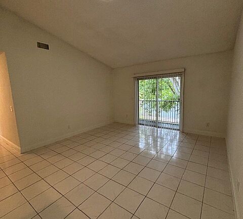 2nd image of 11501 NW 44th St #11507