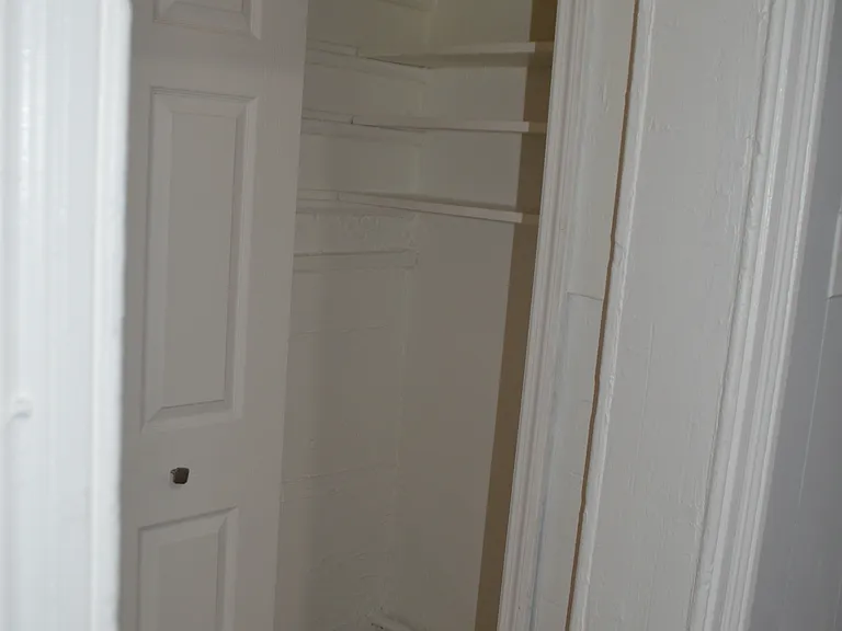 73 2nd St #2A — Photo 20