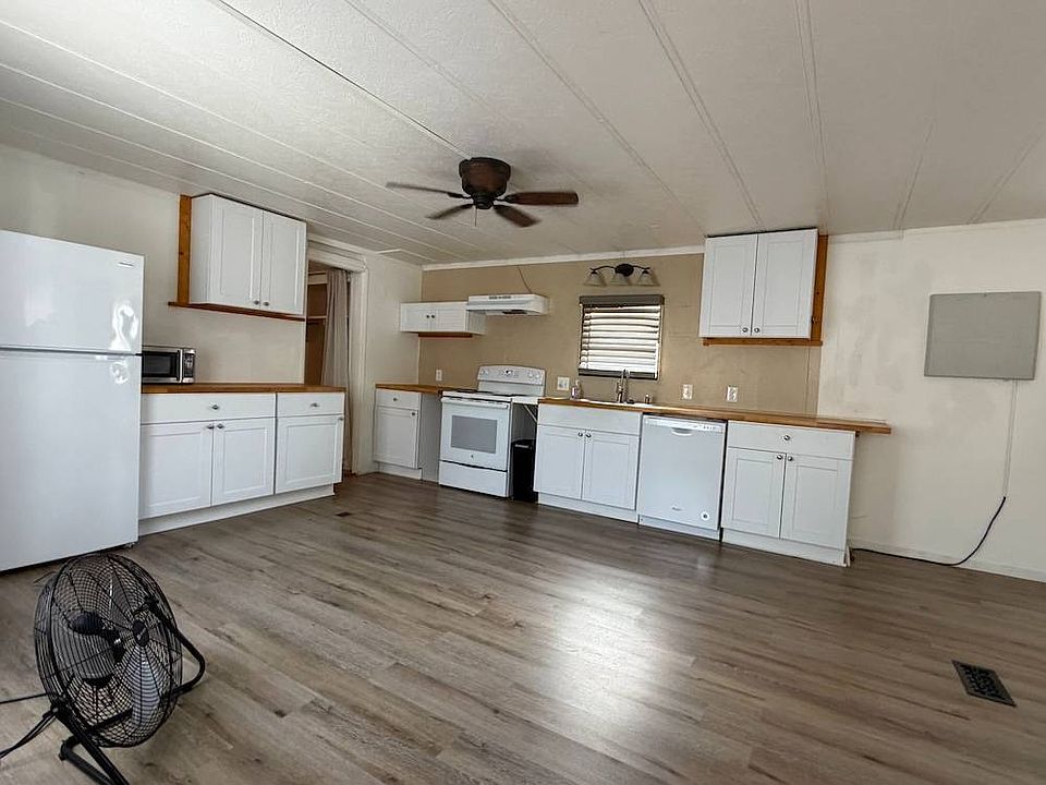1st image of 4500 19th St Lot 592