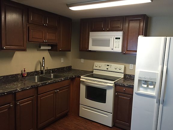 4th image of 9422 N Boulevard St