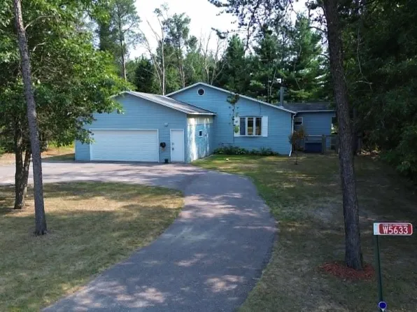 W5633 Deer Park Dr, New Lisbon, WI 53950