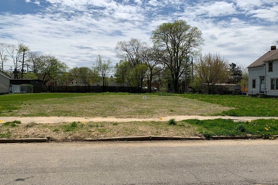 1st image of 7711 Colgate Ave