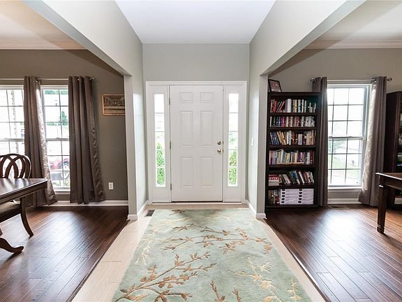 Impressive entry foyer