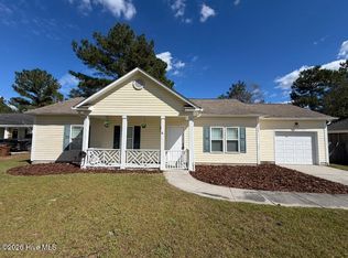 117 Boysenberry Fields Rd, Maple Hill, NC 28454