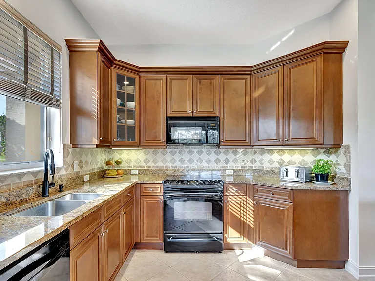 10156 N Orchid Reserve Dr — Photo 17