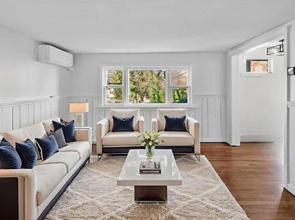 268 Walnut St, Lynn, MA 01905