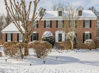 17 Golf View Dr, Princeton, NJ 08540