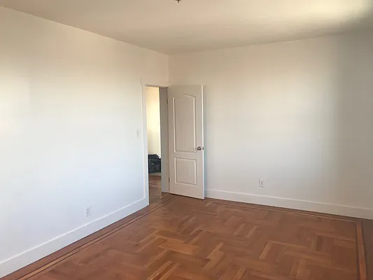 Rented by null | media 6