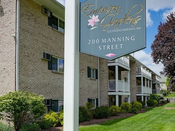 200 Manning St APT 23C, Hudson, MA 01749