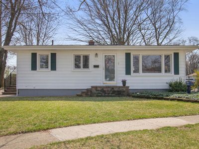 1166 Maple St, Ypsilanti, MI, 48198