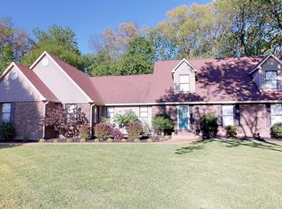 25 Indian Lake Ct, Old Hickory, TN 37138