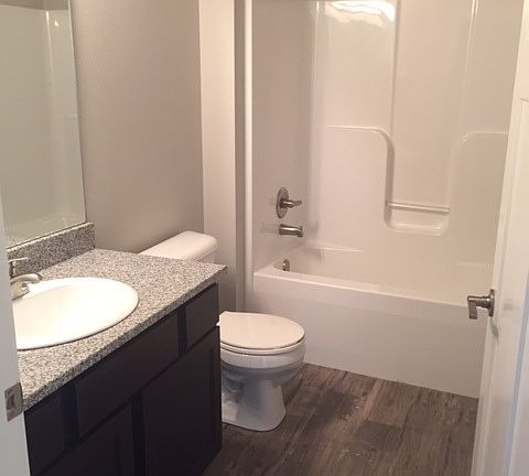 5th image of 1201 NE Windsor Dr #9600258