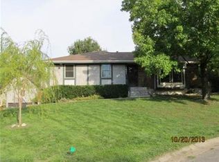 1821 N Concord Rd, Independence, MO 64058