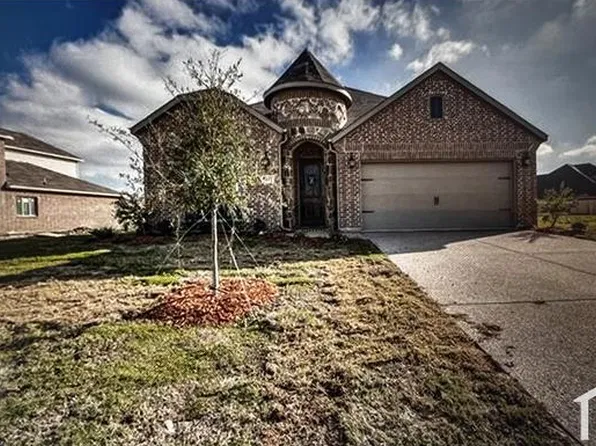 3117 Clear Springs Dr, Forney, TX 75126