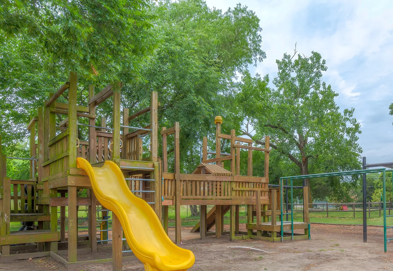 Garden Park — Photo 1