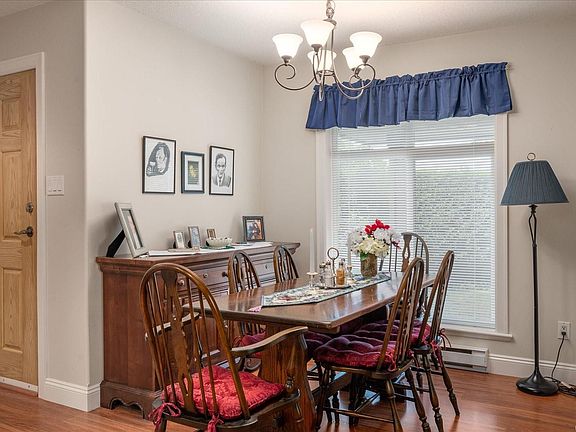 5th image of 340 Young St #12