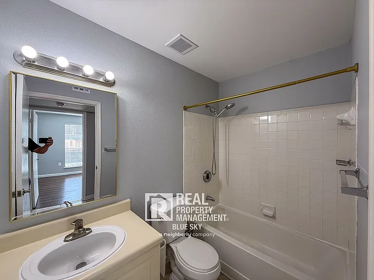 9481 Highland Oak Dr #1502 — Photo 16