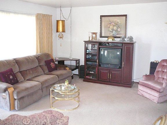 2nd image of 3809 E Upriver Dr