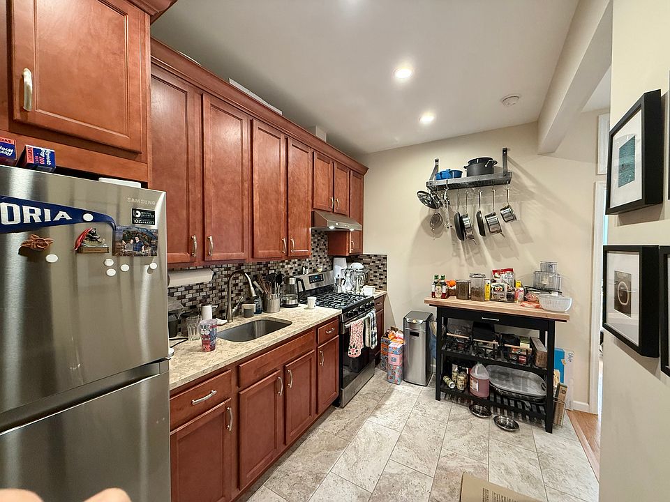 1st image of 34-07 11th St #1