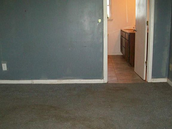 3rd image of 2415 Linda Jean Dr
