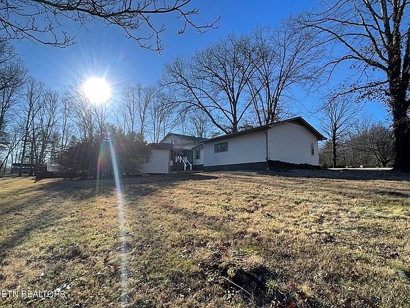 5th image of 518 Villageway