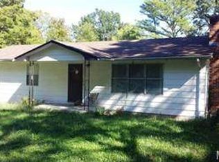 38404 Pin Oak Church Rd, Truxton, MO 63381