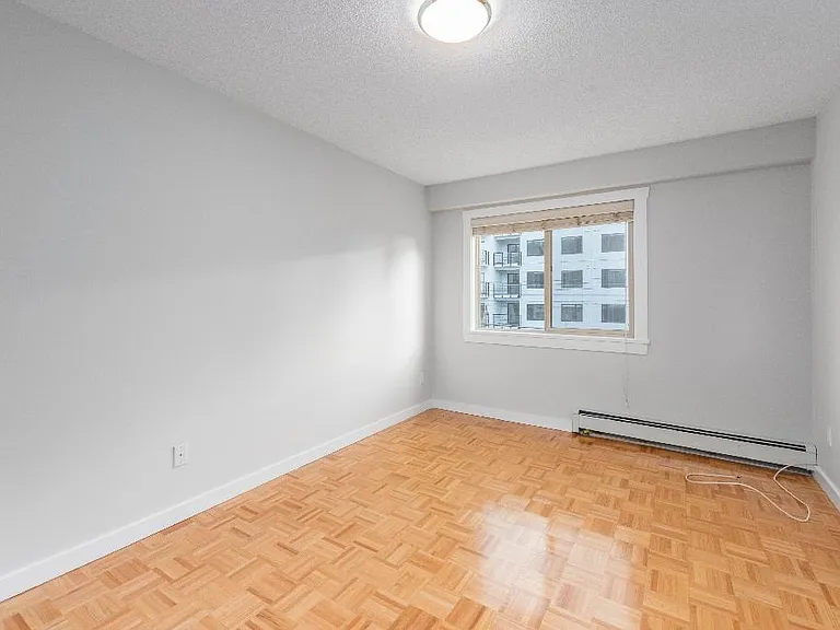 155 E 19th St #104 — Photo 21