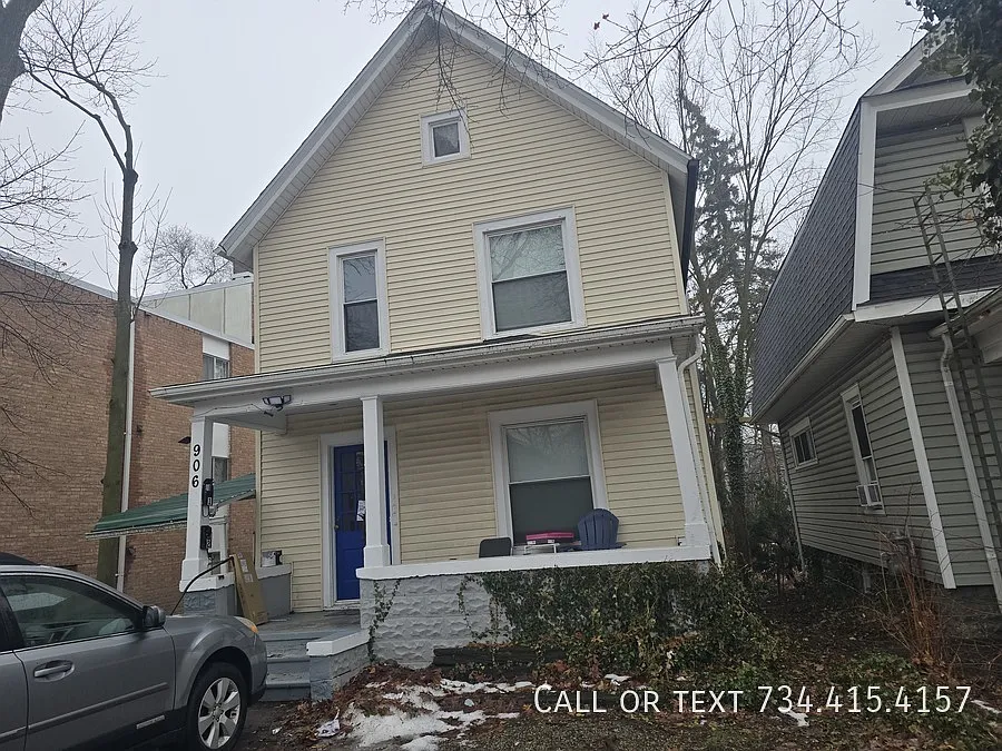 906 Packard St #5
