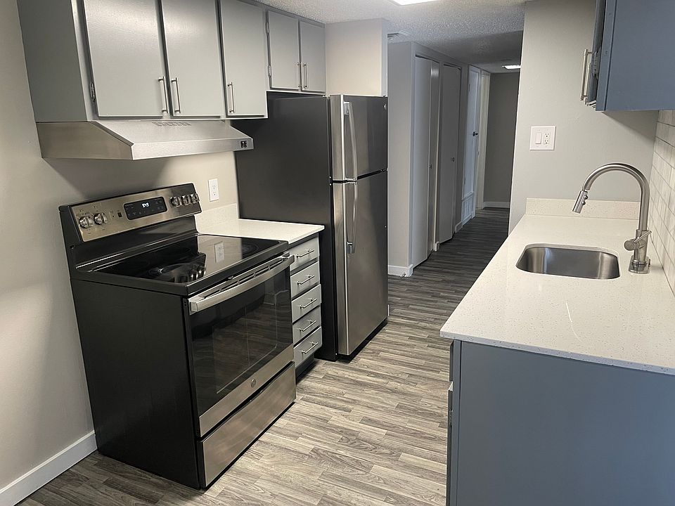 2nd image of 3420 W 13th St