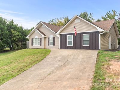 26 Sydney Ln, Asheville, NC, 28806