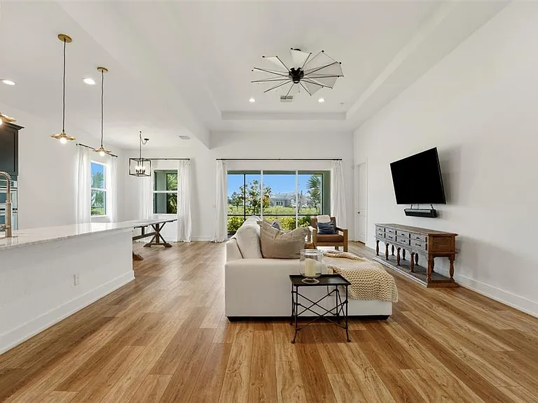 7857 Redonda Loop — Photo 15