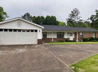 380 Shady Heights Rd, Hot Springs, AR 71901